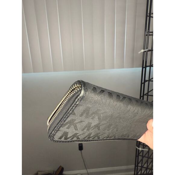 Michael Kors Jet Set Continental Travel Clutch Wallet Silver Hardware - Picture 6 of 6